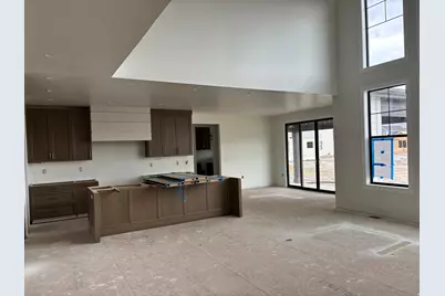756 W Sara Dr, Saratoga Springs, UT 84045 - Photo 2