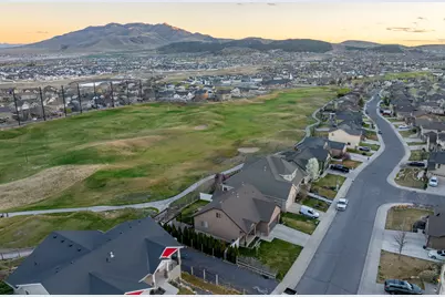 9032 N Barton Creek Rd, Eagle Mountain, UT 84005 - Photo 48