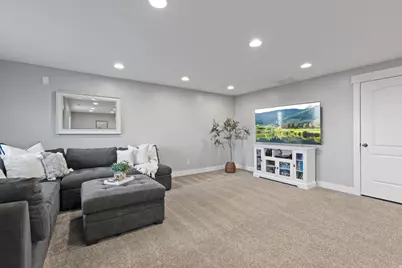 9032 N Barton Creek Dr, Eagle Mountain, UT 84005 - Photo 34