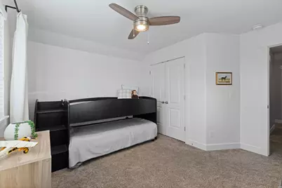 9032 N Barton Creek Dr, Eagle Mountain, UT 84005 - Photo 32