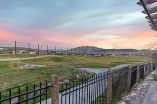 9032 N Barton Creek Dr, Eagle Mountain, UT 84005 - Photo 44