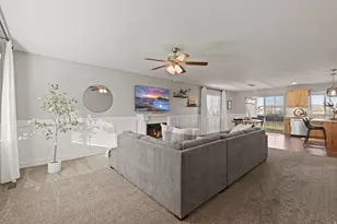 9032 N Barton Creek Dr, Eagle Mountain, UT 84005 - Photo 4
