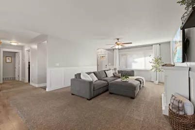 9032 N Barton Creek Dr, Eagle Mountain, UT 84005 - Photo 10