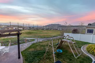 9032 N Barton Creek Dr, Eagle Mountain, UT 84005 - Photo 44