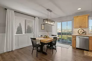 9032 N Barton Creek Dr, Eagle Mountain, UT 84005 - Photo 12