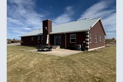 9755 E 4000 N, Lapoint, UT 84039 - Photo 44