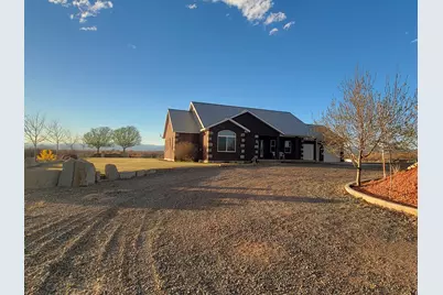 9755 E 4000 N, Lapoint, UT 84039 - Photo 34