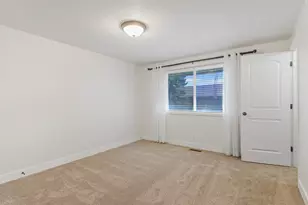 1198 W 4400 S, Riverdale, UT 84405 - Photo 12