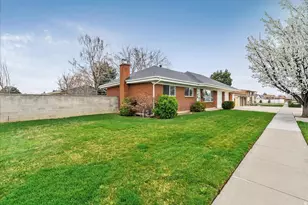 8248 S Romaine Dr, Sandy, UT 84070 - Photo 2