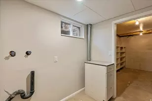 8248 S Romaine Dr, Sandy, UT 84070 - Photo 30