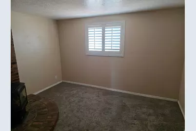 2872 W 5000 S, Roy, UT 84067 - Photo 12