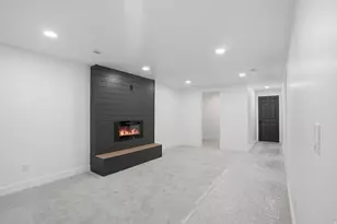 7161 S Camelot Way W, West Jordan, UT 84084 - Photo 28