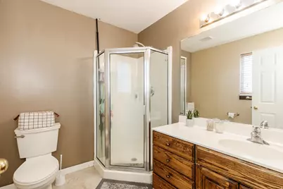 328 E 200 S, Hyrum, UT 84319 - Photo 12