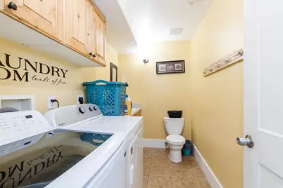 328 E 200 S, Hyrum, UT 84319 - Photo 18