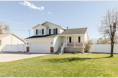 328 E 200 S, Hyrum, UT 84319 - Photo 1