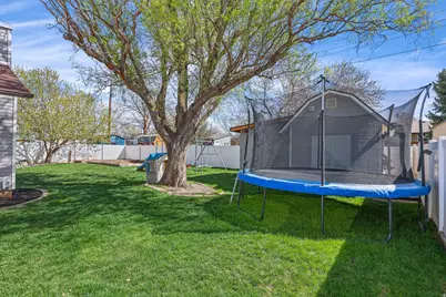1543 S Marilyn Dr W, Syracuse, UT 84075 - Photo 28