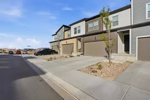 13499 S Langdon Dr, Riverton, UT 84096 - Photo 4