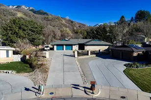 1593 E Secluded Cir S, Ogden, UT 84403 - Photo 2