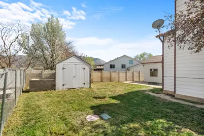 538 W 2100 N, Harrisville, UT 84414 - Photo 28