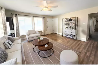 4546 S 300 E, Washington Terrace, UT 84405 - Photo 4