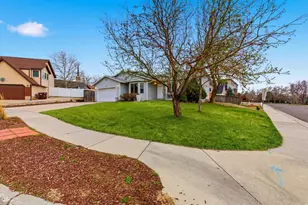 1206 E Moss Circle, Midvale, UT 84047 - Photo 4
