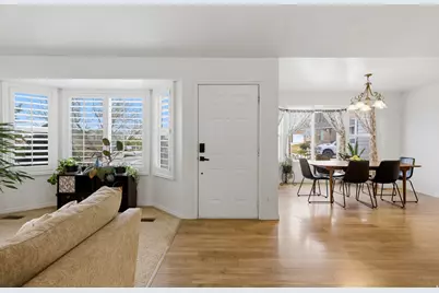 1206 E Moss Cir, Midvale, UT 84047 - Photo 8