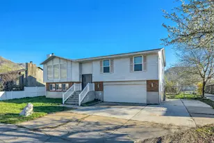 371 W 1125 N, Centerville, UT 84014 - Photo 2