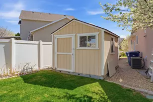 10218 S Sandy Willows Cove, Sandy, UT 84070 - Photo 48
