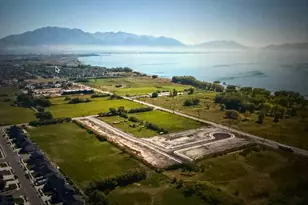 1582 E Livi Ln N, Saratoga Springs, UT 84043 - Photo 2