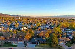 1242 E Snowcreek Dr, Layton, UT 84040 - Photo 38