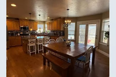 531 S Hale St, Grantsville, UT 84029 - Photo 6