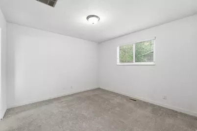 556 N New Star Dr W, Salt Lake City, UT 84116 - Photo 12