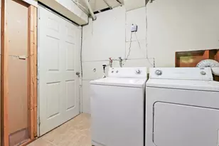 556 N New Star Dr W, Salt Lake City, UT 84116 - Photo 32