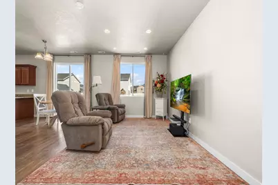 834 W 1050 S, Springville, UT 84663 - Photo 4