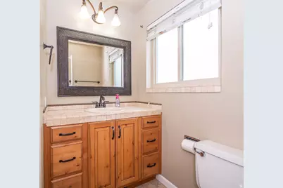 4963 S 2275 W, Roy, UT 84067 - Photo 14