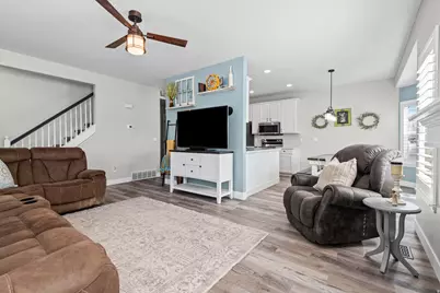 4869 W Anise St, Riverton, UT 84096 - Photo 2