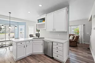 4869 W Anise St, Riverton, UT 84096 - Photo 6