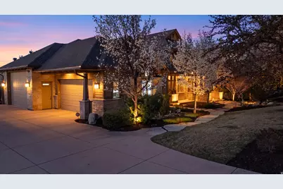 16 Snow Forest Ln, Sandy, UT 84092 - Photo 6