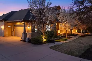 16 Snow Forest Ln, Sandy, UT 84092 - Photo 6