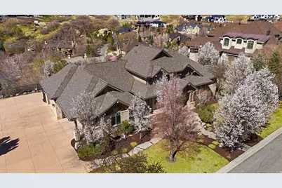 16 Snow Forest Ln, Sandy, UT 84092 - Photo 14
