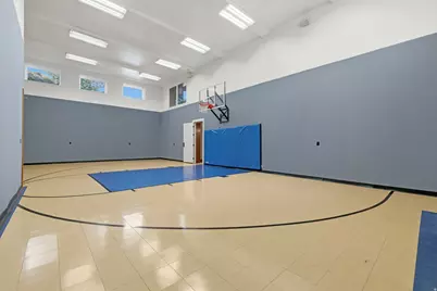 16 Snow Forest Ln, Sandy, UT 84092 - Photo 52