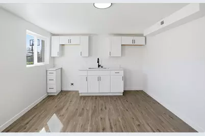 2958 S Rae St W, West Valley, UT 84120 - Photo 6