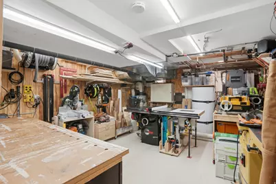 1122 E 1st Ave, Salt Lake City, UT 84103 - Photo 24