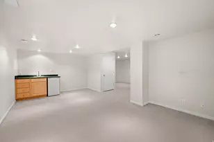 132 W 200 N, Centerville, UT 84014 - Photo 18