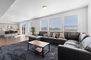 2927 W Coastline Dr S, Syracuse, UT 84075 - Photo 16