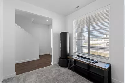 2927 W Coastline Dr S, Syracuse, UT 84075 - Photo 8