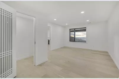 2768 S Grand Oak Cir E, Bountiful, UT 84010 - Photo 36