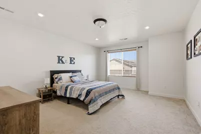 9387 N Vernham Ln, Eagle Mountain, UT 84005 - Photo 8
