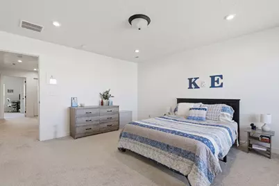 9387 N Vernham Ln, Eagle Mountain, UT 84005 - Photo 10