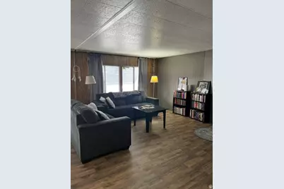 5264 S Encino St E, Salt Lake City, UT 84117 - Photo 2